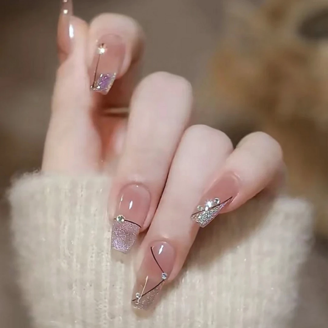 【长款】线条钻款渐变冰透闪粉超显白可重复穿戴美甲送工具包胶贴