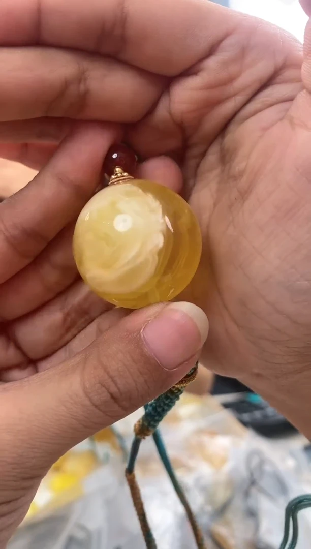 【闪购商品】蜜蜡裸石未镶嵌蜜蜡吊坠