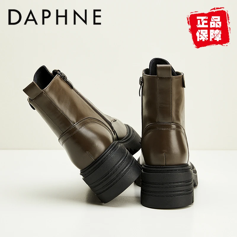 达芙妮黑色马丁靴女款2025新款百搭英伦风靴子厚底增高短靴子单靴