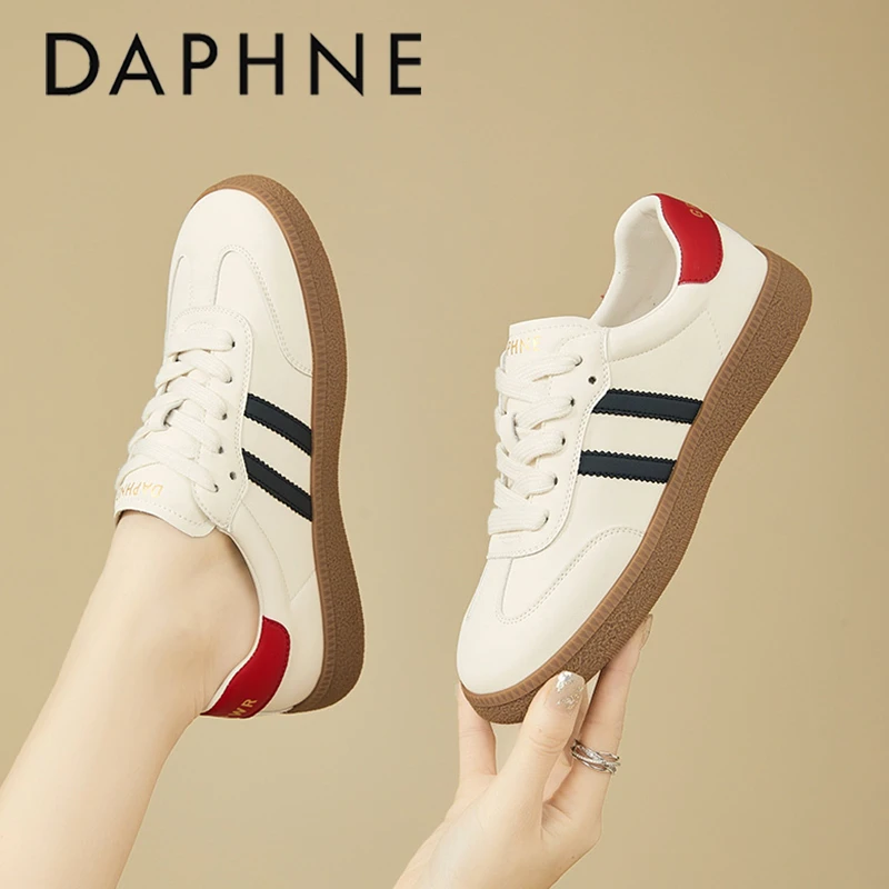 达芙妮阔腿裤专用鞋女2025年秋季爆款不累脚配裙子板鞋百搭德训鞋