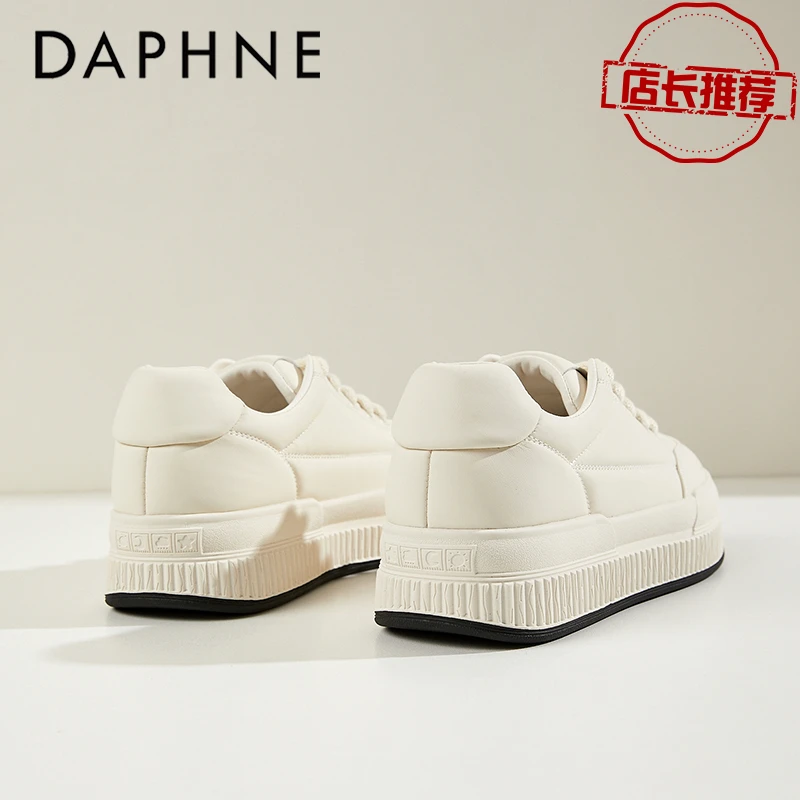 达芙妮小白鞋女鞋2025秋季新款厚底板鞋白色休闲鞋百搭低帮面包鞋