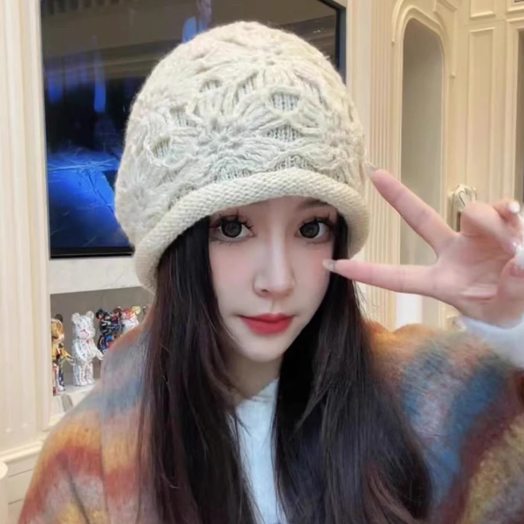 手工钩针花朵毛线帽女秋冬季双层加厚保暖针织帽显脸小粗檐包头帽