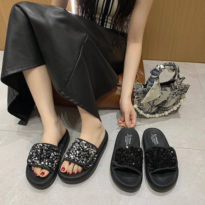 凉拖鞋女夏季外穿2024新款亮片高级感厚底沙滩凉鞋懒人孕妇一字拖