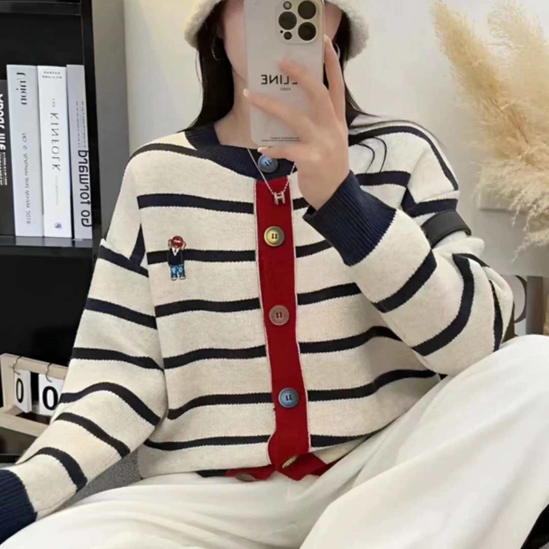 2024新款开衫长袖针织衫红条纹毛衣网红时尚百搭撞色圆领风004