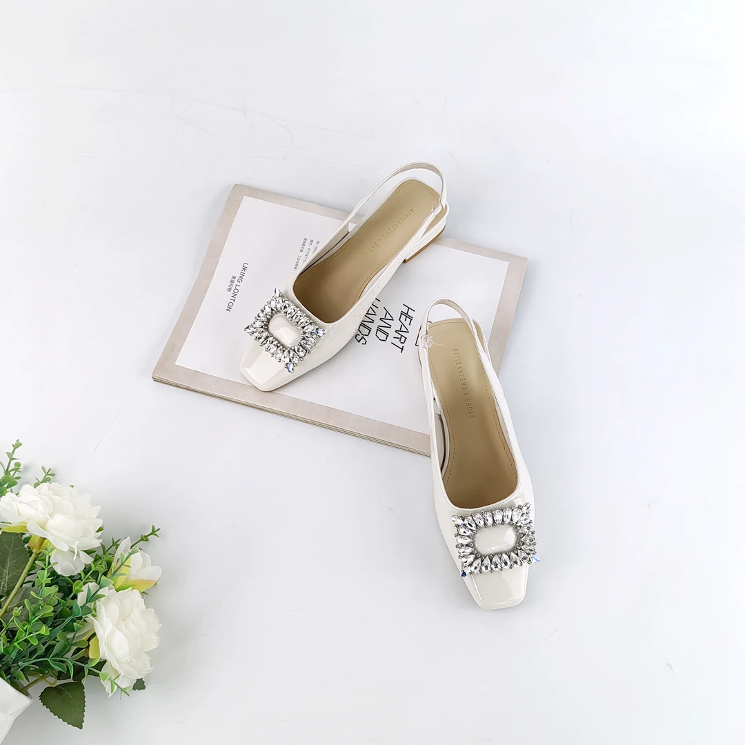 2024新款法式小众水钻高级时尚百搭方头平底女士包头凉鞋17031-2