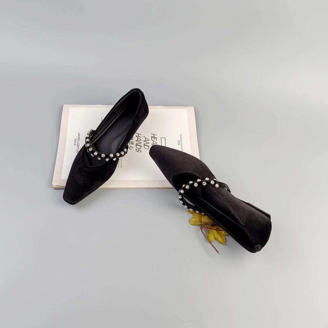 2024年秋季新款法式小众尖头平底时尚百搭浅口舒适女单鞋6066