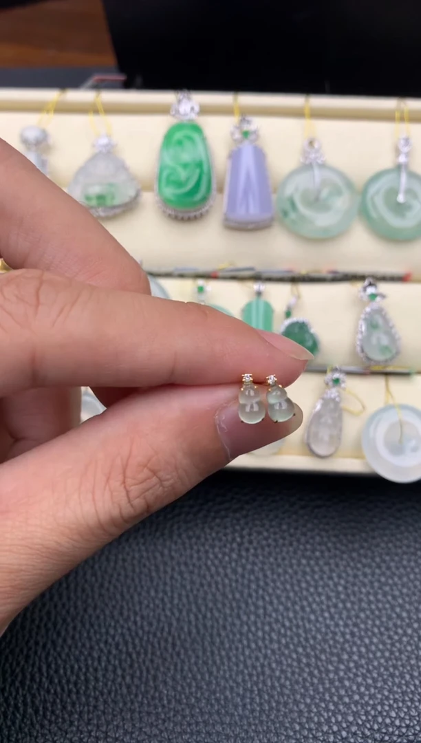 【闪购商品】翡翠耳饰18K金镶嵌Q317