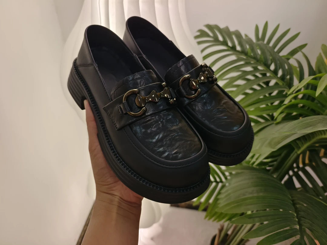 8881真皮乐福鞋网红爆款豆豆鞋