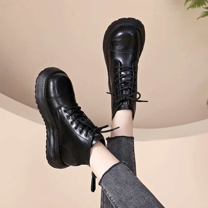 百搭英伦风马丁靴女款2024新款秋冬真皮软底爆款加绒短靴子小码34