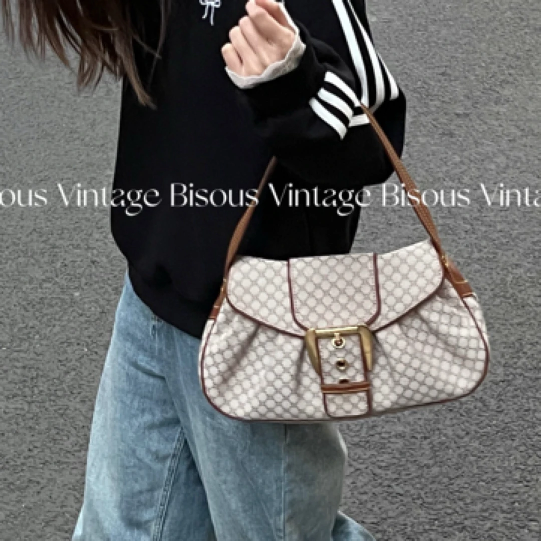 95新 Celine/思琳 凯旋门 刺绣logo 元宝包 单肩腋下包