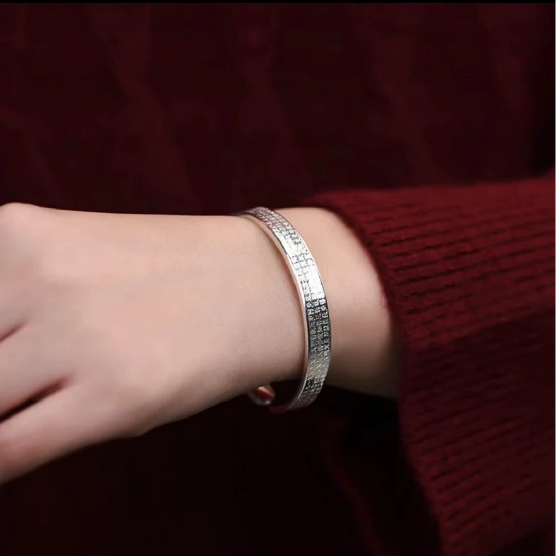 足银手镯 999.9纯银实心足银镯子情人节妈妈女友A16