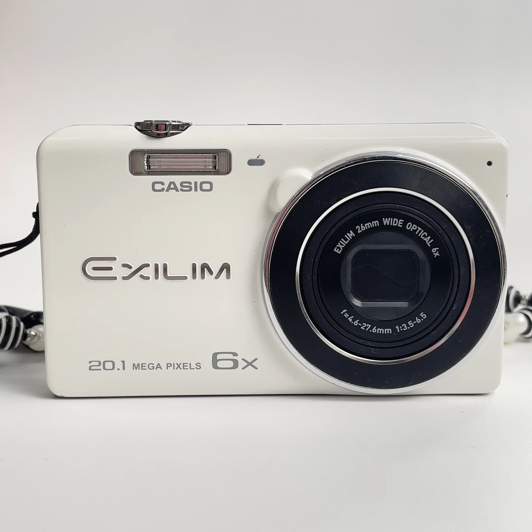 95新 Casio/卡西欧 zs35白色2010万像素6倍变焦复古ccd数码相机