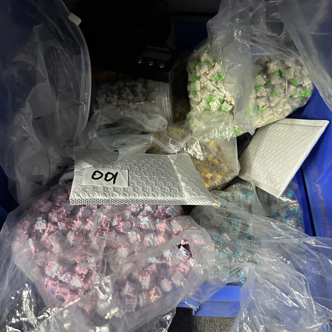 准新品  机械键盘专用轴体（有套筒的轴体需要注意卸掉套筒再安装）