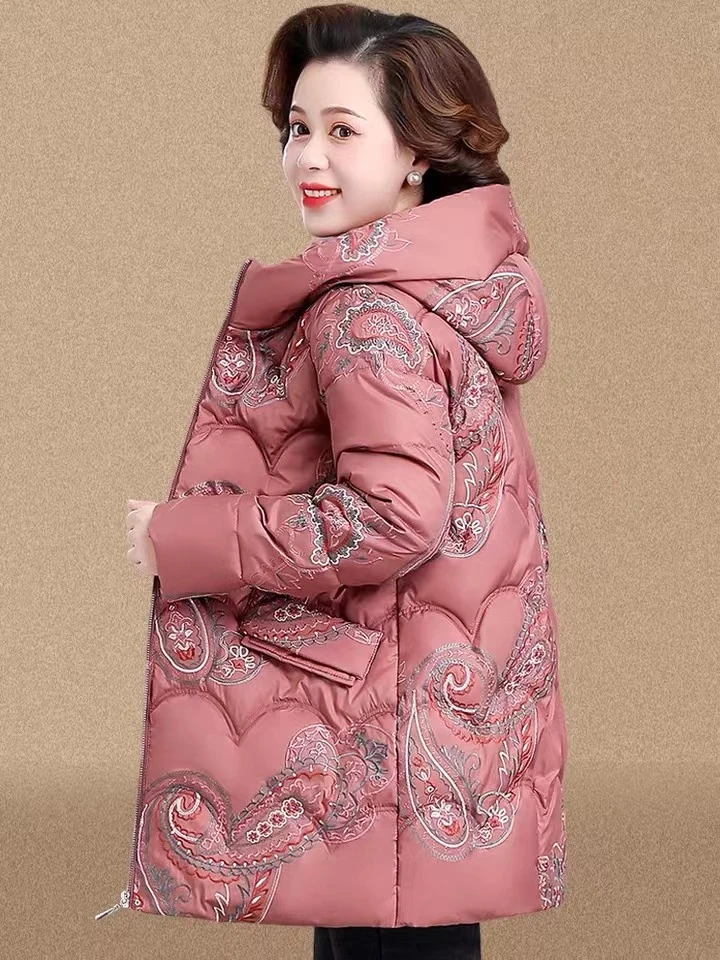 妈妈冬装羽绒服高档刺绣连帽花色冬季时尚保暖9