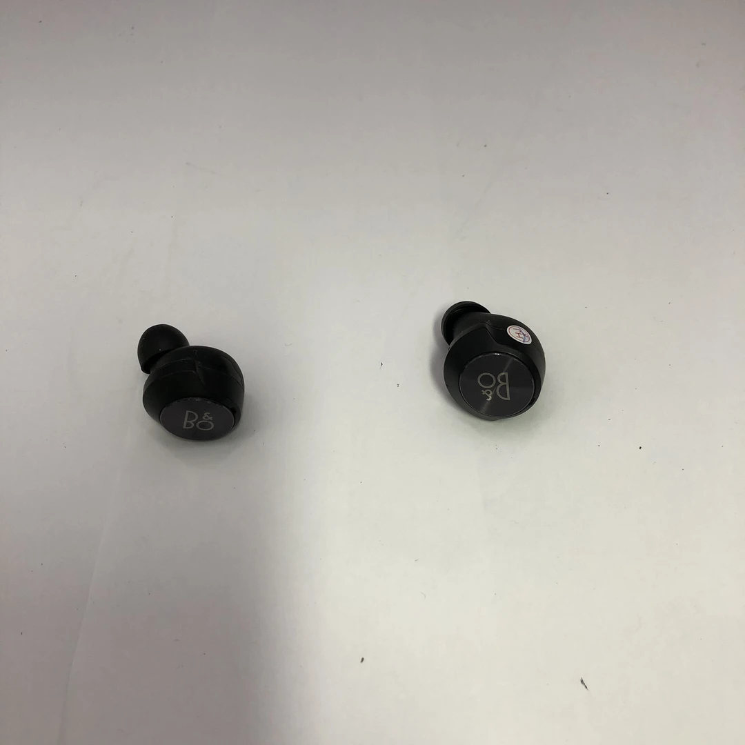 9新 BangOlufsen Beoplay EQ原盒 黑色蓝牙耳机/1033004