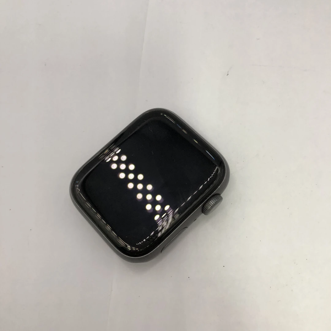 95新 Apple/苹果 Watch Series 5全套黑色智能手表/1033231