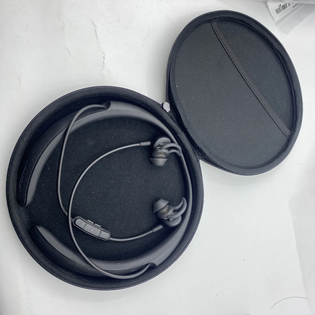 90新  Bose QC 30收纳包 黑色蓝牙耳机/1030471