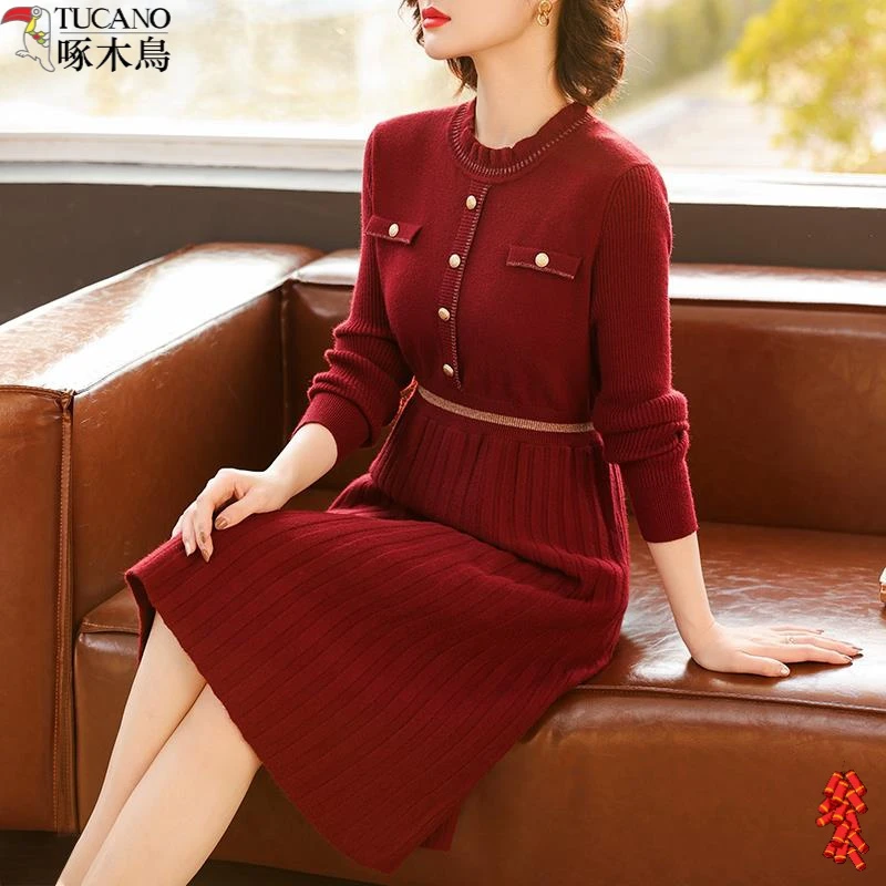 啄木鸟本命年妈妈冬装红色针织洋装2023新款中年女春秋毛衣打底裙