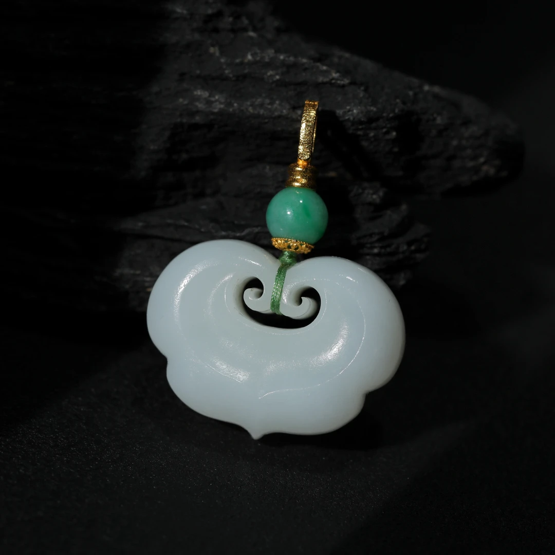 【意婵】听潮|老俄料羊脂白玉平安锁吊坠18K金翡翠（不含链）906370