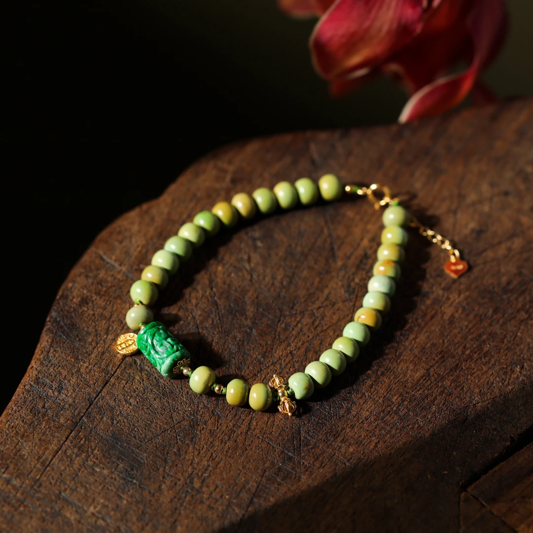 【意婵】精品天然绿松石单圈翡翠雕路路通-903120