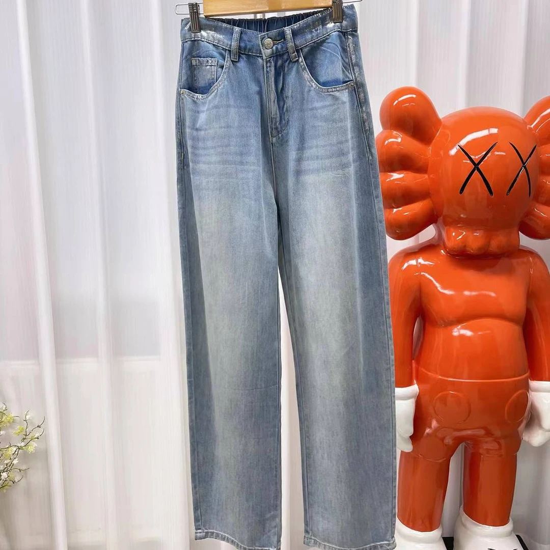 南油|2024夏季新款中高腰垂顺柔软显瘦窄版直筒裤渐变牛仔裤99050