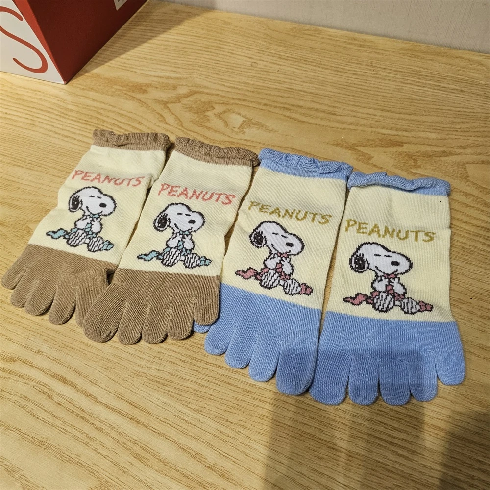 24111902A 卡通款可爱五指袜女