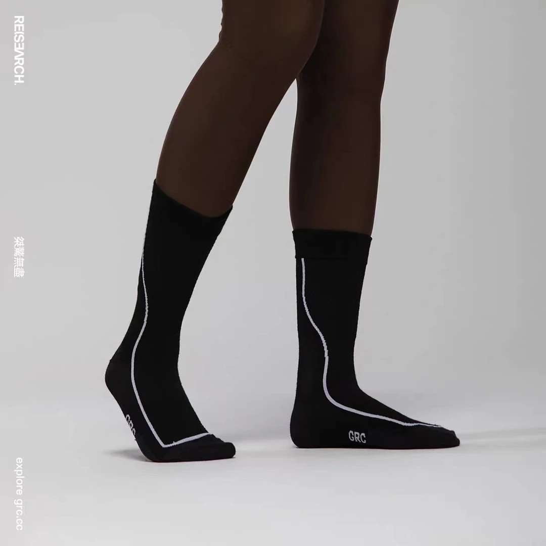 GRC桀骜无尽秋冬季RESEARCH新款保暖美利奴羊毛袜