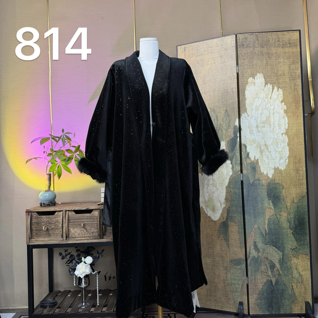 814黑色加厚满天星外套