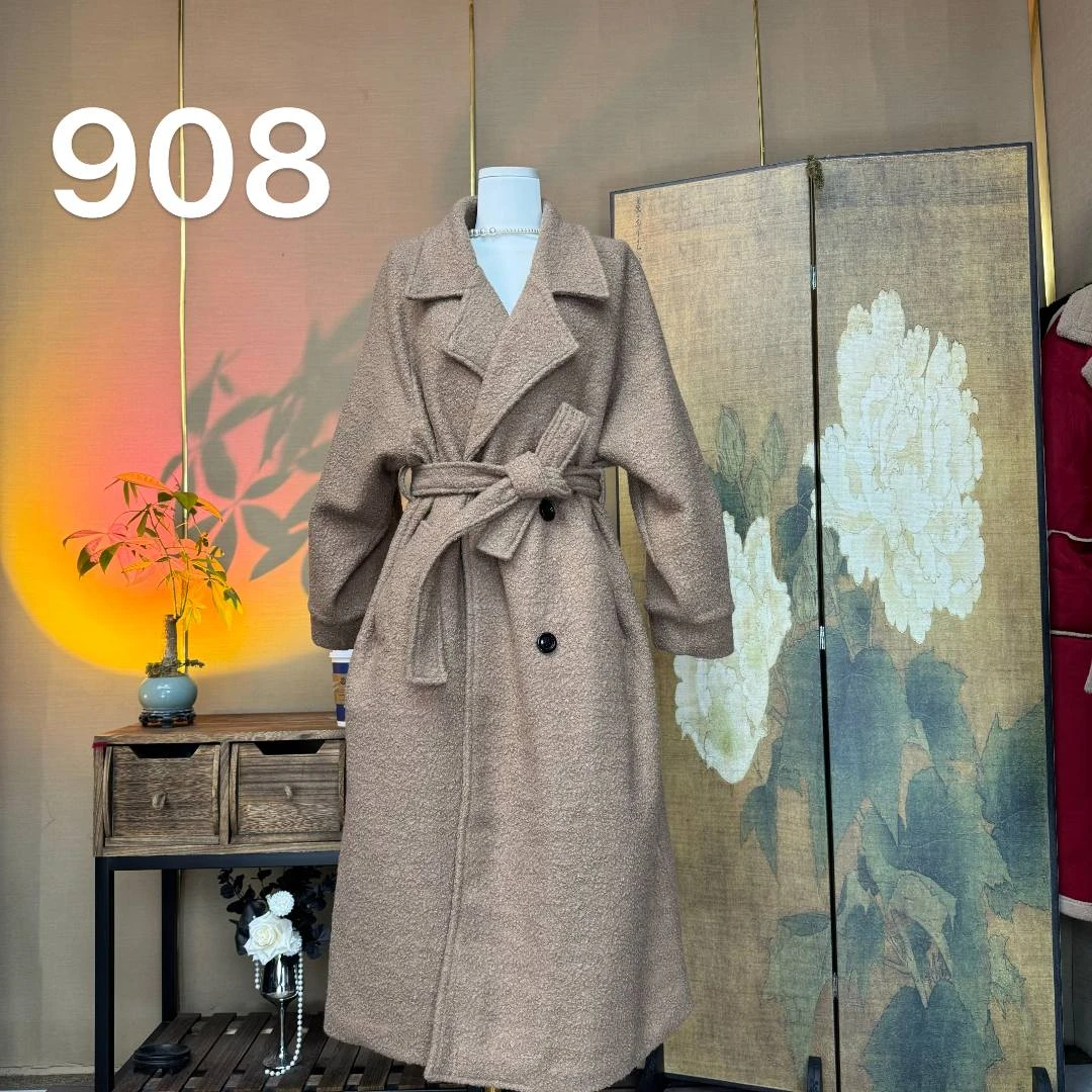 908浅卡其加棉大衣