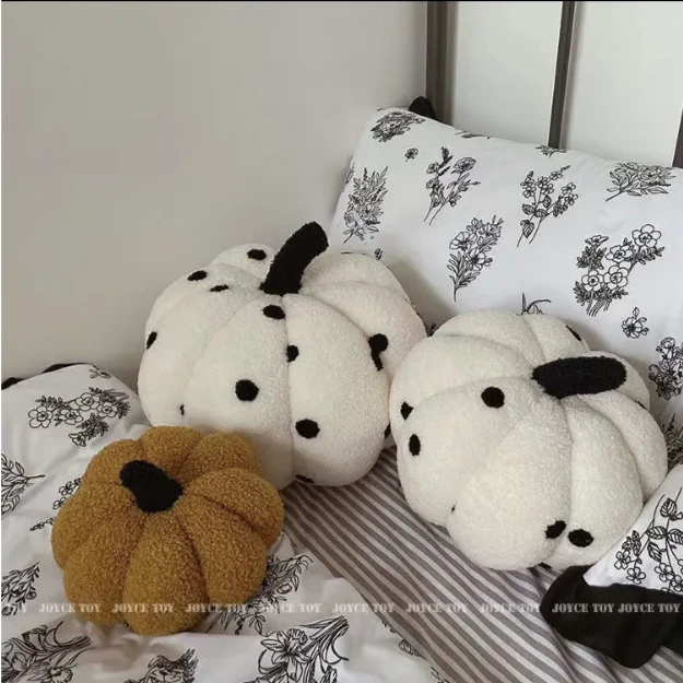 北欧ins网红软萌南瓜抱枕沙发客厅办公室卧室波点抱枕靠枕