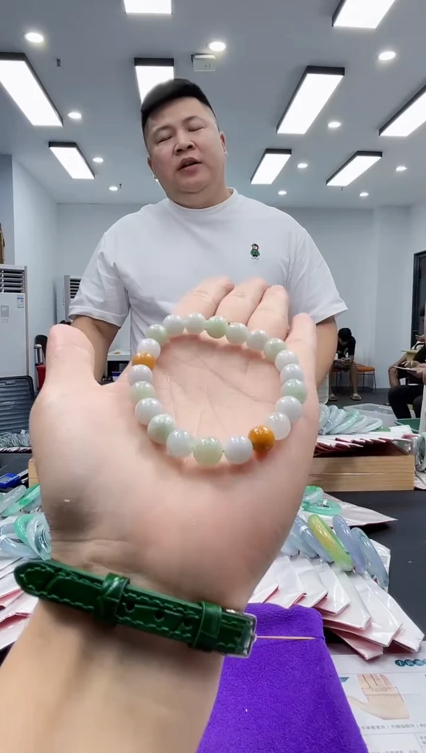 【闪购商品】翡翠手链未镶嵌0053088