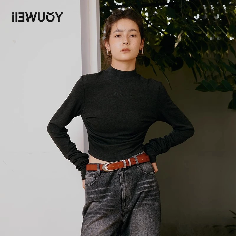 有尾iIEWUOY 进口德绒紧身圆领纯色长袖短款打底衫女秋冬Y1223402