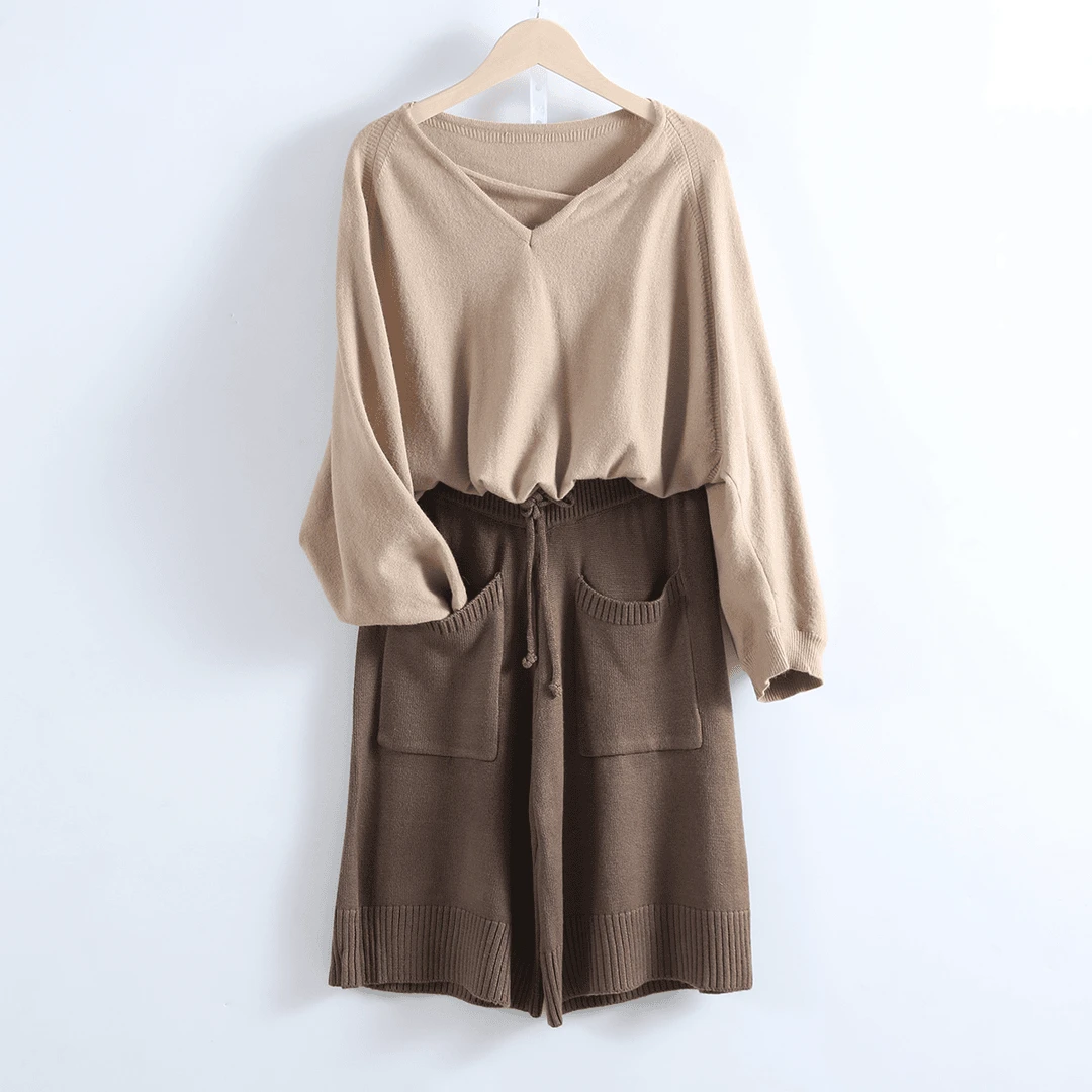 22082 柜货! 绵羊毛! 女式春秋时尚百搭宽松休闲纯色针织套装