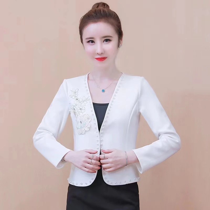 06修身百搭白色西服小香风皮绒高定重工钉珠短款绣花小西装外套