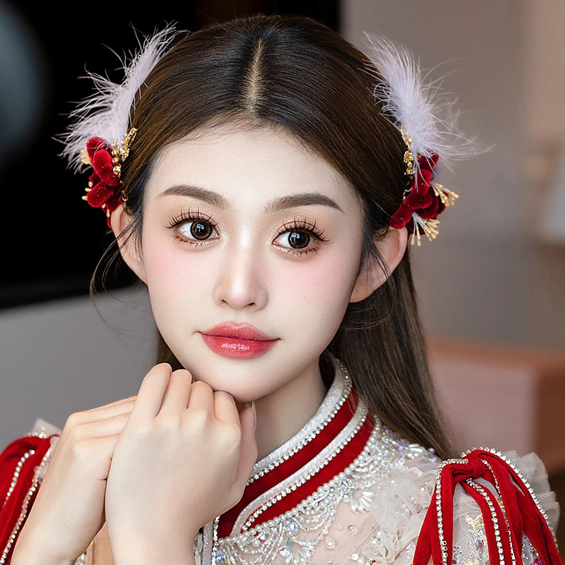 首播新款特价绒花羽毛秀禾服头饰新娘结婚饰品对夹敬酒服简约仙美