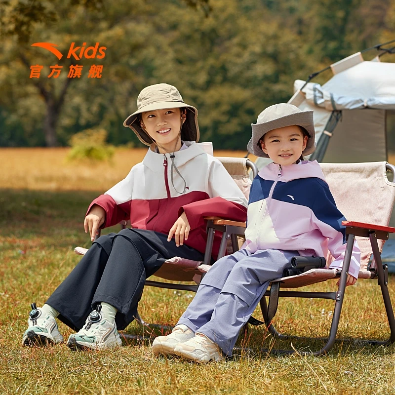 安踏儿童女童装三防冲锋外套连帽防风大童上衣2024秋季/A62436605