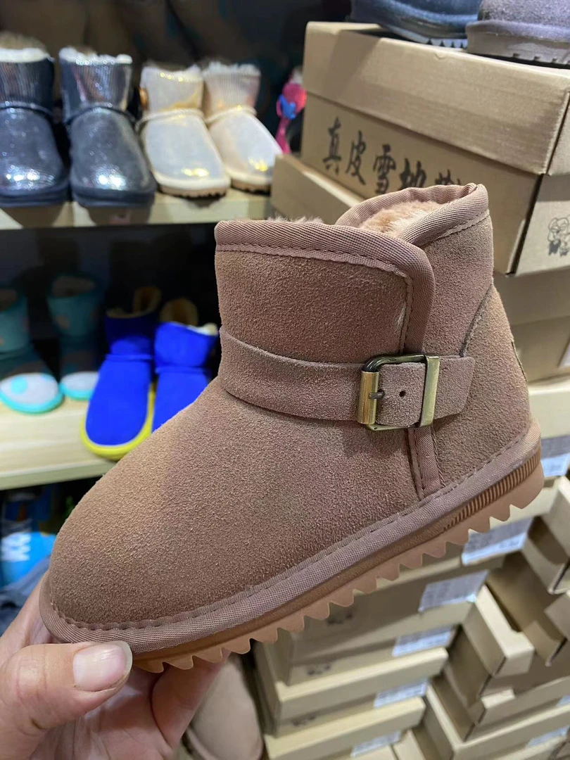 搭扣款亲子鞋时尚真皮加绒棉鞋