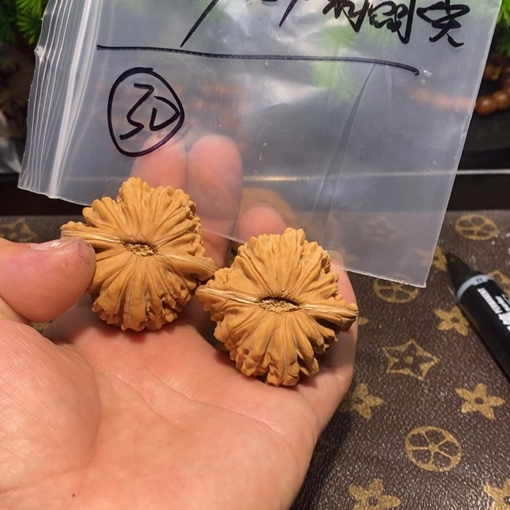文玩核桃把件楼子30
