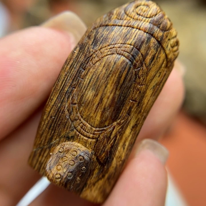 沉香吊坠馨安居沉香定制款