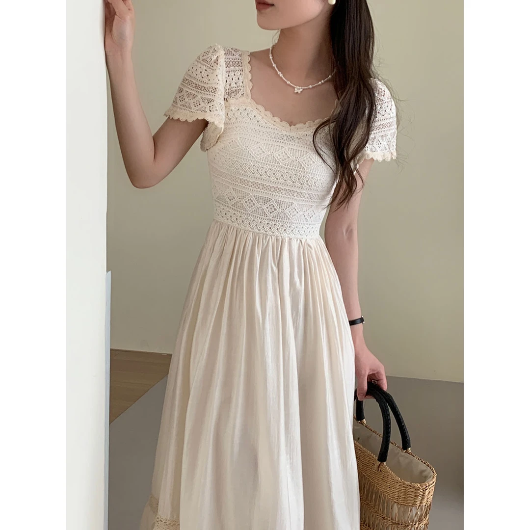 7033气质安妮罗曼史~法式蕾丝镂空拼接长裙女设计感短小众收腰