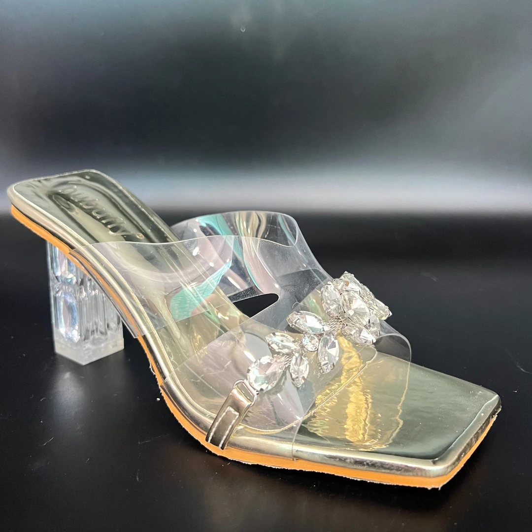 方头一字带水钻高跟鞋女2024年夏季新款粗跟透明水晶跟凉鞋一脚蹬