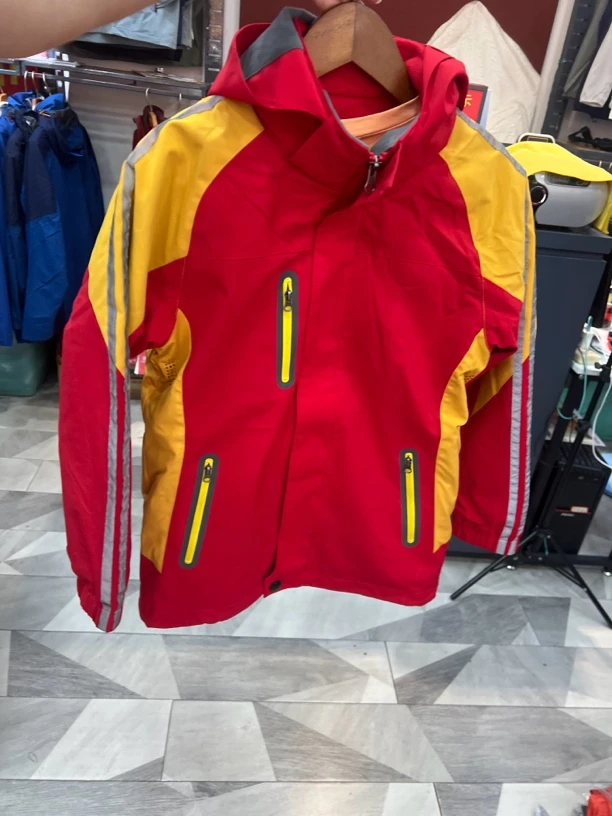 三合一套绒冲锋衣