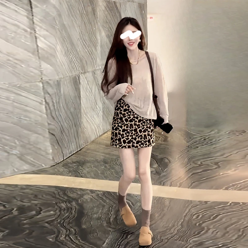 纯欲风一整套穿搭女早春新款长袖针织上衣复古豹纹短裙时尚套装潮