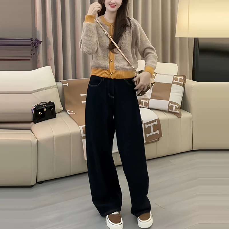 春季减龄一整套穿搭女设计感拼接撞色针织上衣复古高腰牛仔裤套装