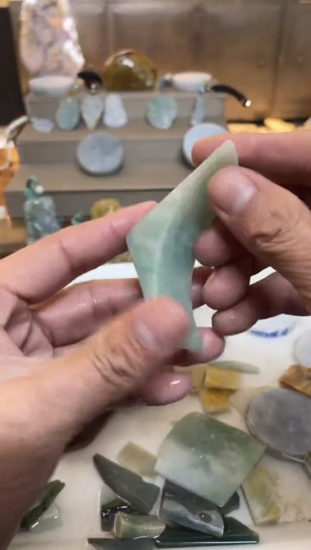 【闪购商品】翡翠颈饰未镶嵌翡翠珠宝30