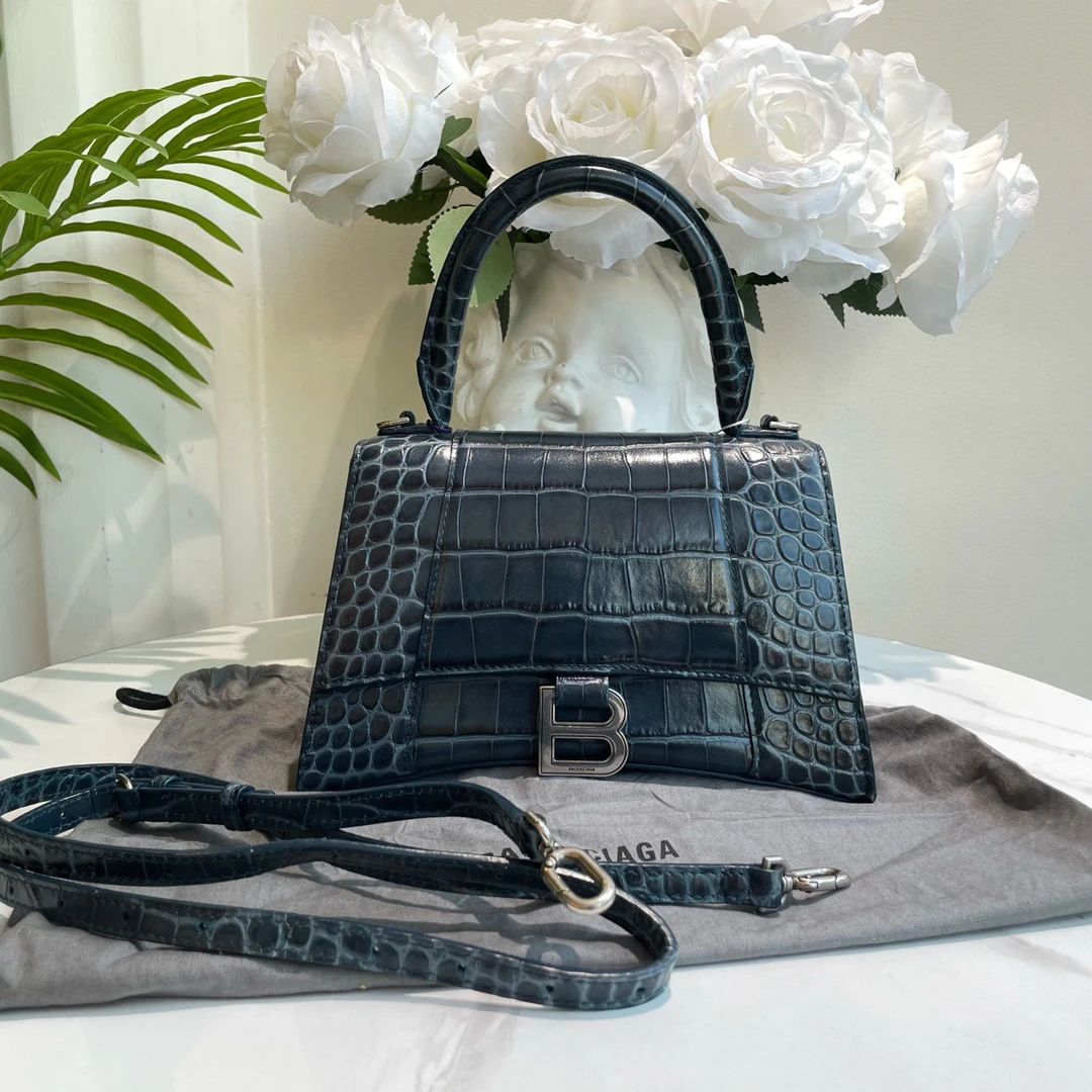 95新 Balenciaga/巴黎世家 御古屋/82783/压鳄沙漏S码