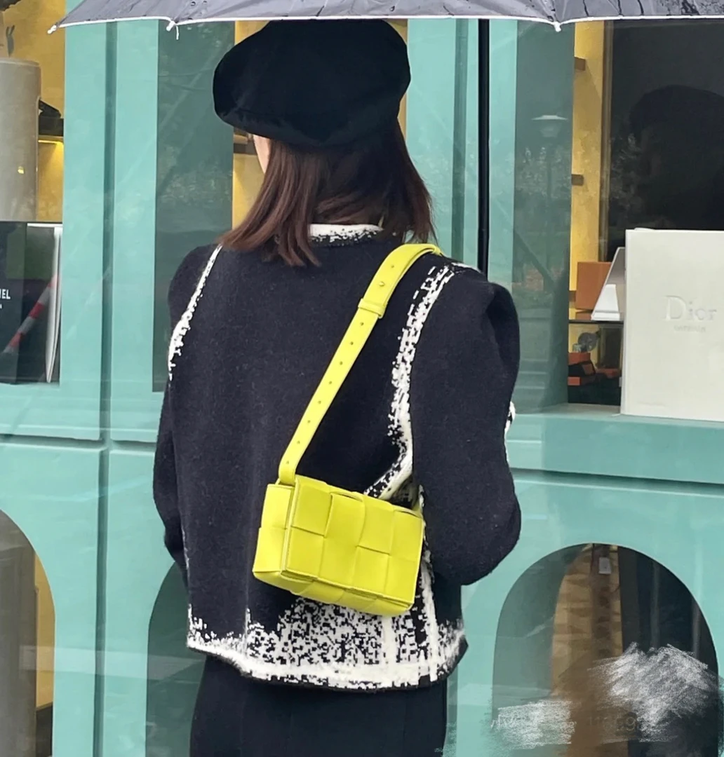 95新 BOTTEGA VENETA/葆蝶家 御古屋/59699/腰包