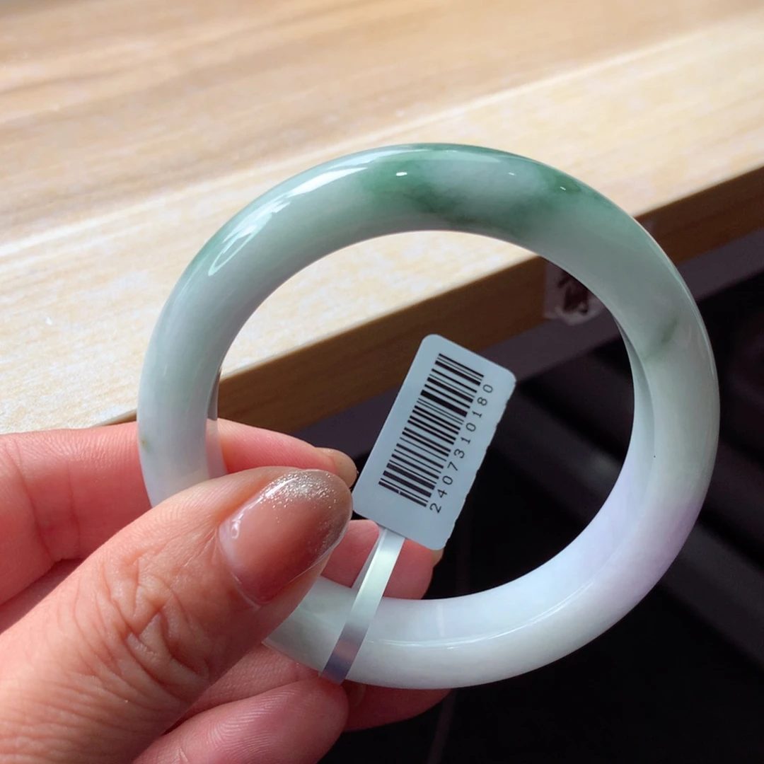 翡翠手镯未镶嵌手镯