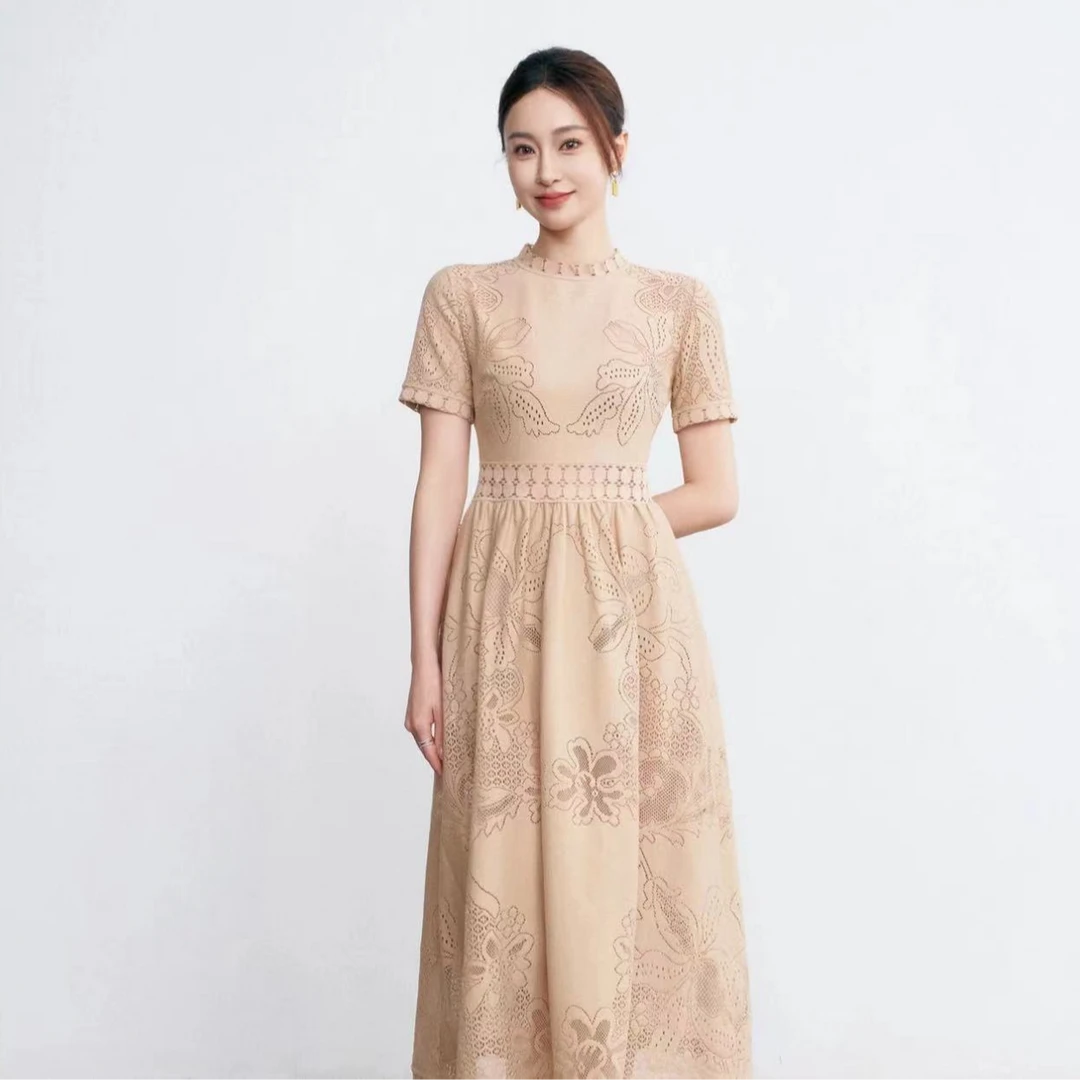 【8福利 小样类】高端精致连衣裙高贵气质优雅镂空刺绣短袖收腰