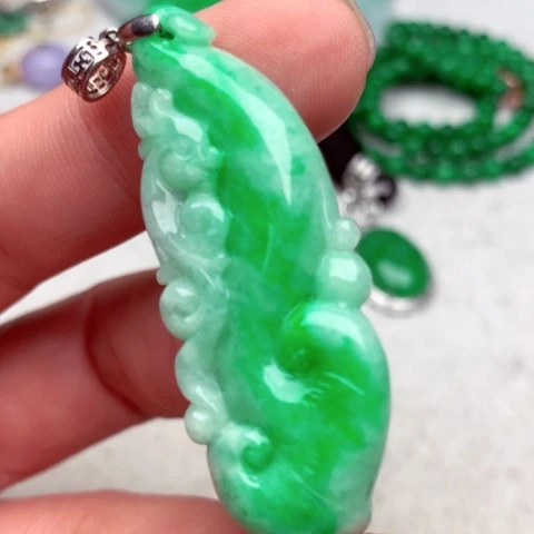 翡翠吊坠(不含链)未镶嵌